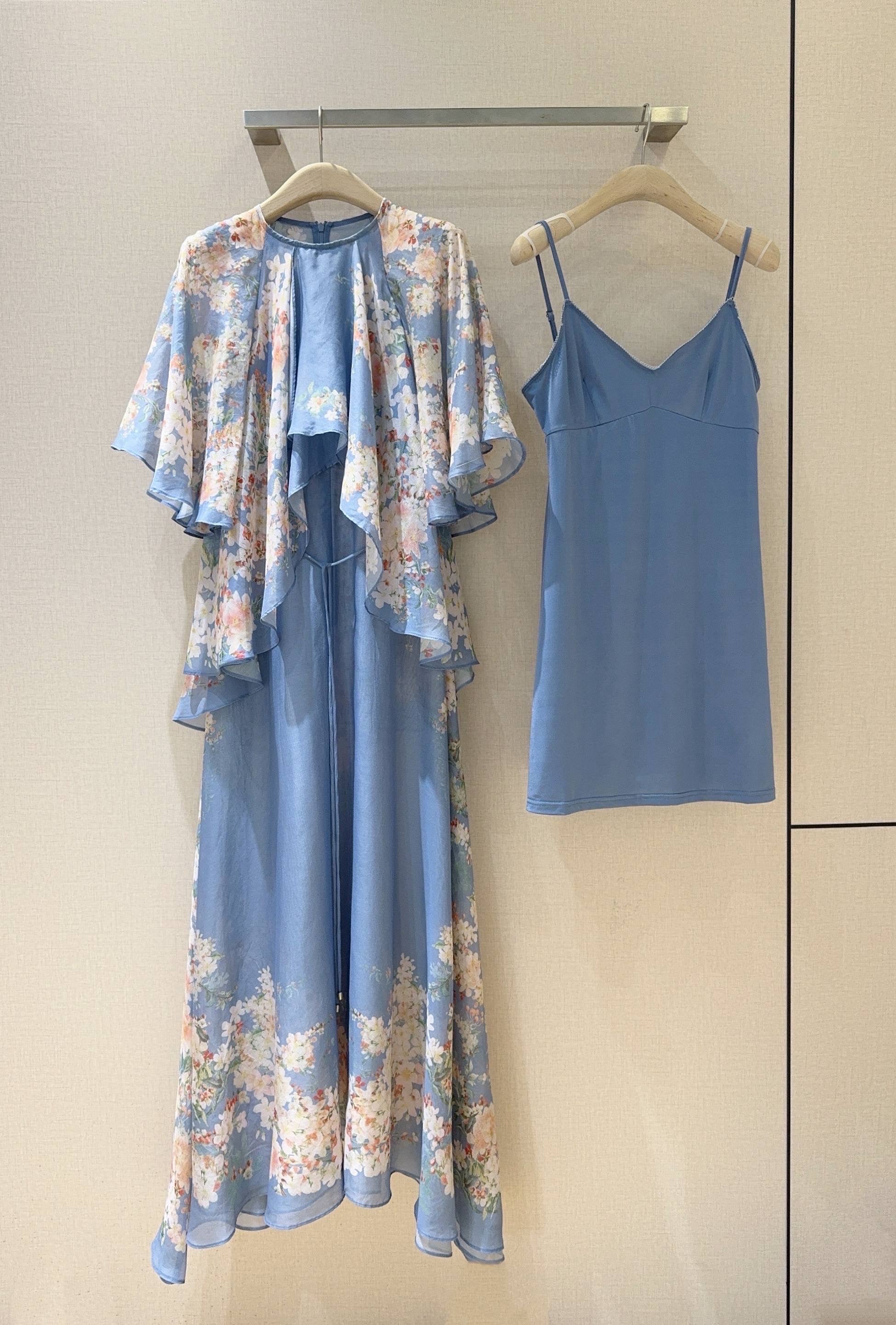 Blue Garden Drape Layer Set