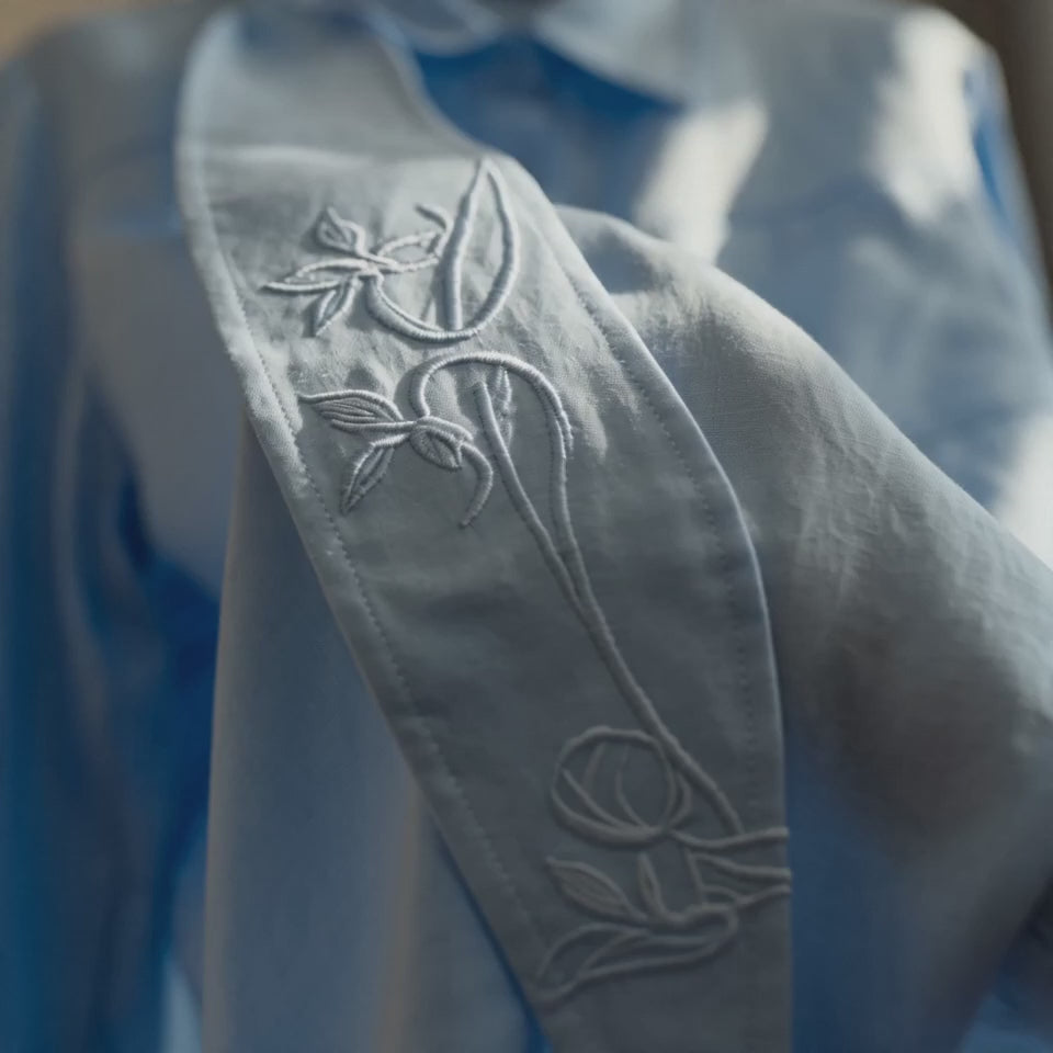 Heritage Silk-Touch Poet Blouse